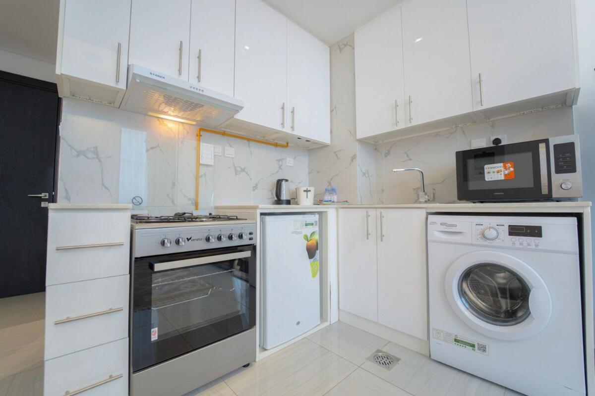 Aws Homes - Cozy In Jvc Apartment