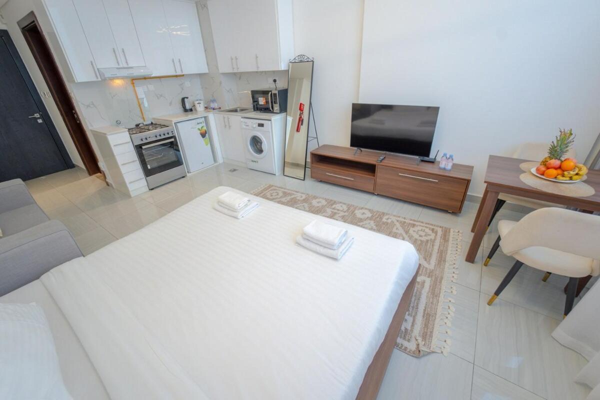 Aws Homes - Cozy In Jvc Apartment Dubai